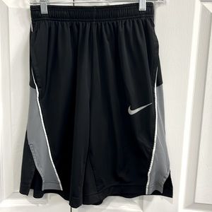 Men’s Nike Dri Fit Shorts Size S Small